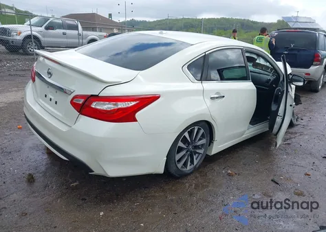 2017 Nissan Altima 2.5 Sl from USA, damaged, VIN 1N4AL3AP5HC114231